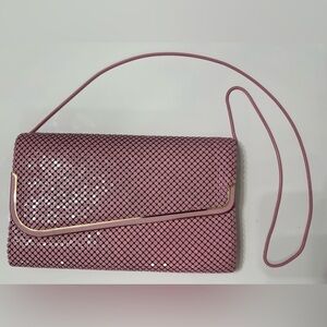 Vintage Pink metal mesh 70’s bag/clutch